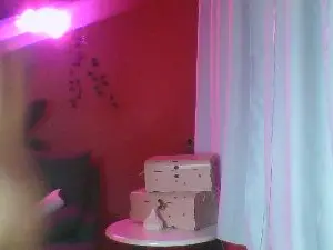 Roma_bxd  live sex cam