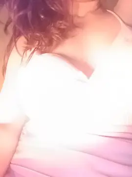 ChryHelena69  live sex cam