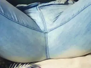 Lily01  live sex cam