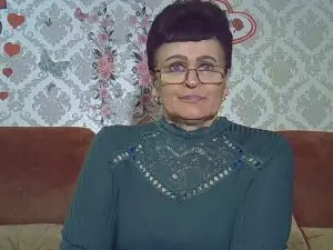 PaulaGolden  live sex cam