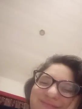 Florcita424  live sex cam