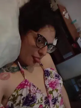 Florcita424  live sex cam
