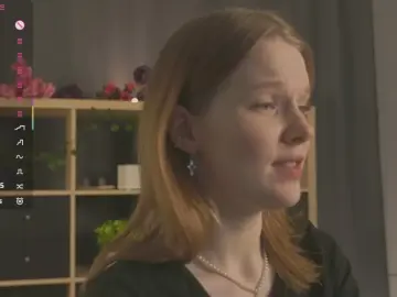 NickyLavesque  live sex cam