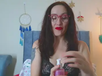 IberianMoonMK  live sex cam