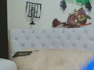 MarilynAboult  live sex cam