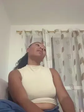 Nairobys  live sex cam