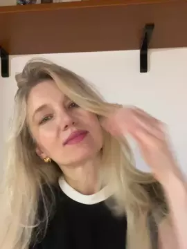 Nanny_21  live sex cam
