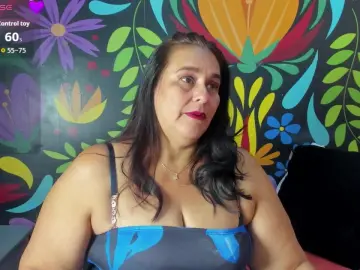 Sharllot_bbw  live sex cam