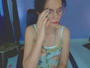 SlaveNatty4U  live sex cam