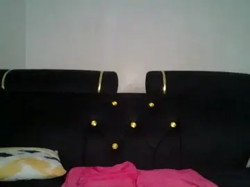 Prettynipples57  live sex cam