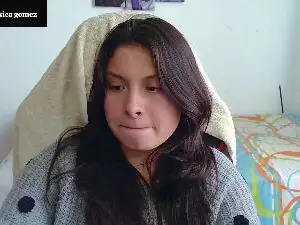 Yessica_gomezz  live sex cam