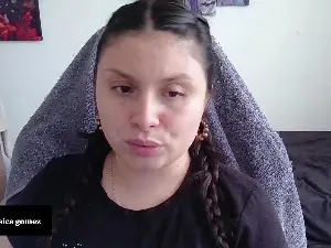Yessica_gomezz  live sex cam