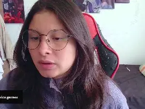 Yessica_gomezz  live sex cam