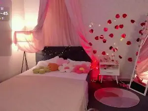 Elviennne  live sex cam