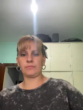 Lulys_xxx  live sex cam