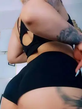 Samantha77777  live sex cam