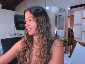 Dulcelyra  live sex cam