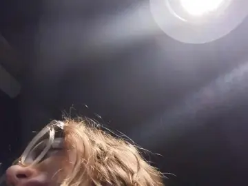 Bubblespun  live sex cam