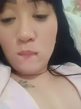 GueixaQ2619  live sex cam