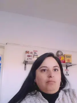 Morochacurvyyy  live sex cam