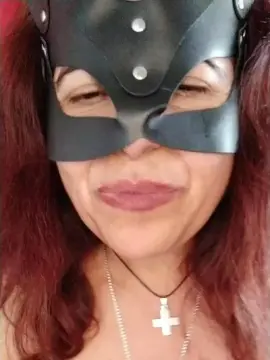 LinaMadura  live sex cam