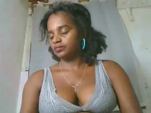 Flania1  live sex cam