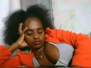 Flania1  live sex cam