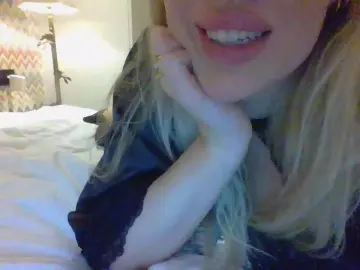 Nadientje  live sex cam