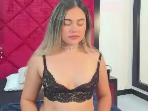 CarolBahamon  live sex cam