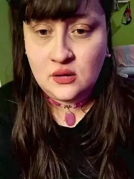 Emma23  live sex cam