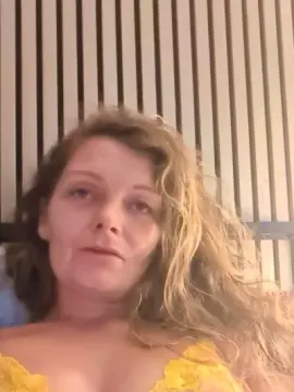 Rachiroo91  live sex cam