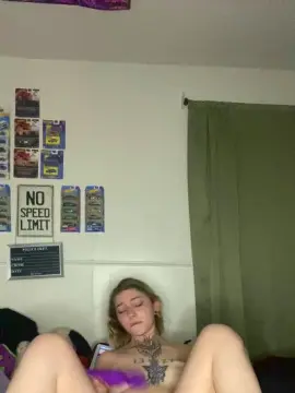 LilKawaii  live sex cam