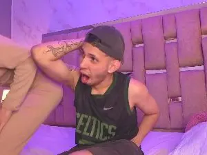 RomeoJulietta  live sex cam