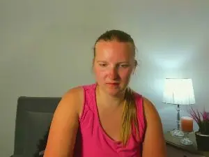 RoseWonderful  live sex cam