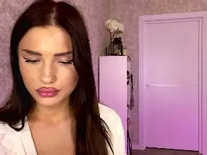 ShauntaZvorsky  live sex cam