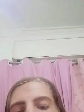 SophiaGaucha  live sex cam