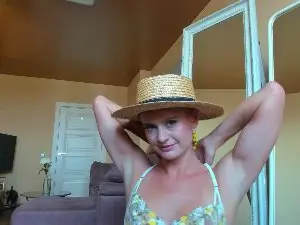 _MissMiracle_  live sex cam