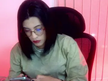 Blossom_loddge  live sex cam