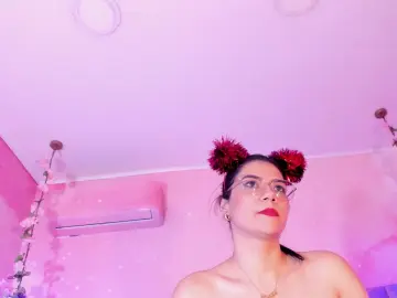 Haylenpark  live sex cam