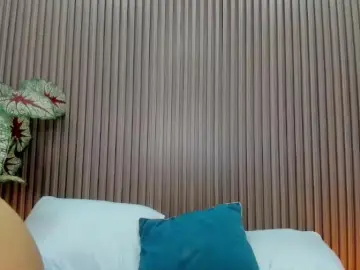 Laura_maite_  live sex cam