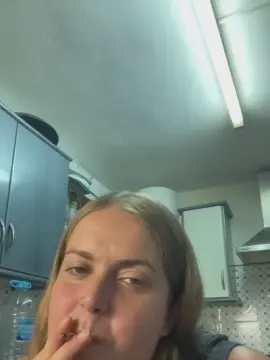 Rubiaymoreno  live sex cam