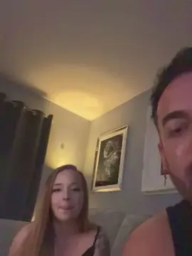 Mrandmrzholmez  live sex cam