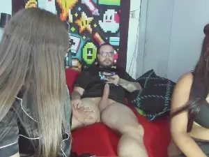 3somesgmr  live sex cam