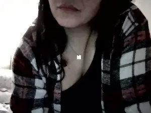 Bellamel23  live sex cam