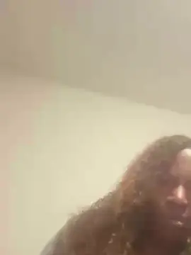 FoxiRox  live sex cam