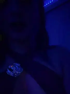 Mia20Mia  live sex cam