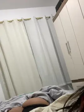 Saty23  live sex cam