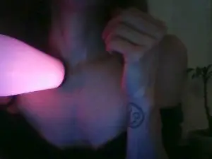 Analaura26  live sex cam