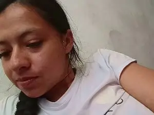 Loren341  live sex cam
