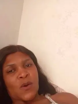 Sultrydoll26  live sex cam